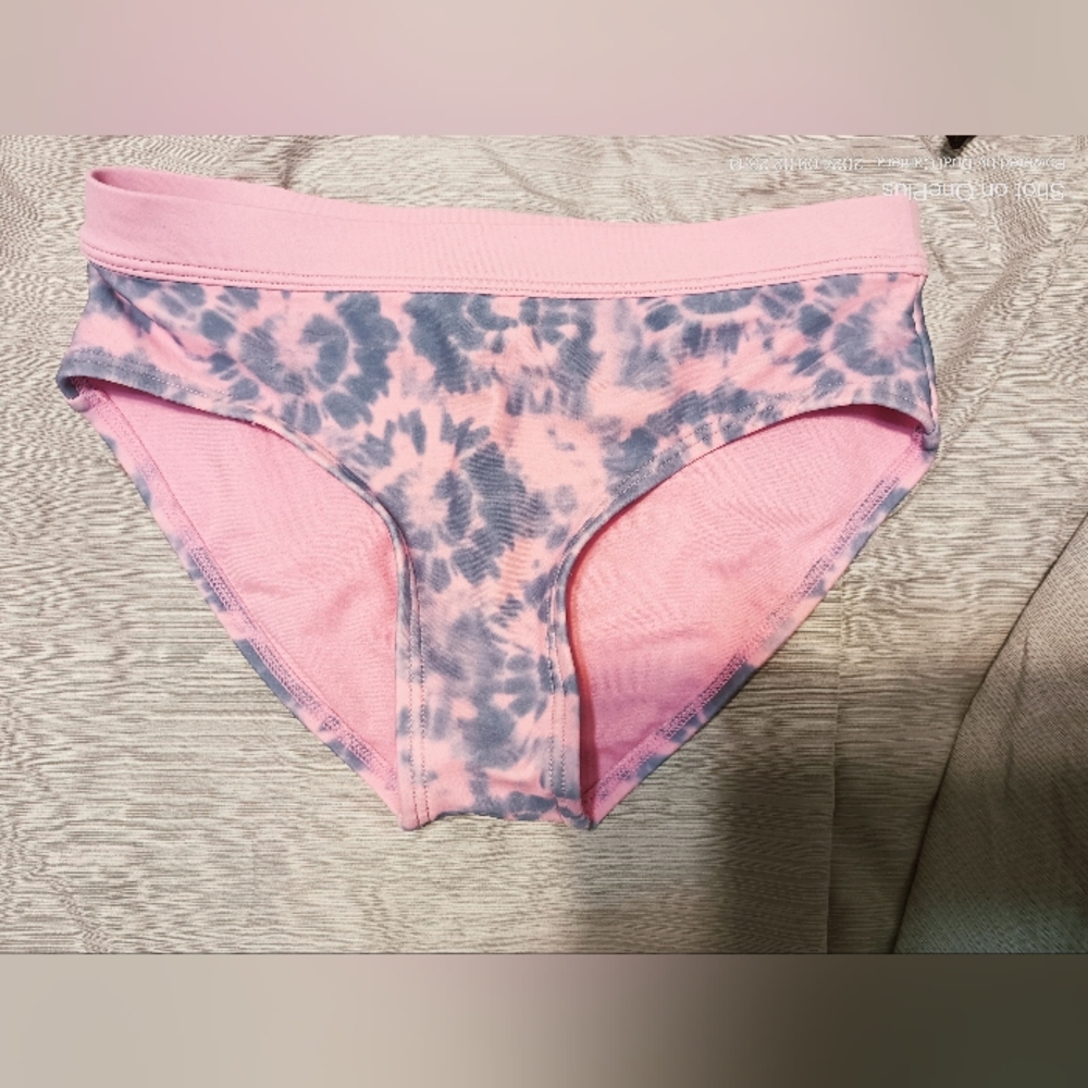 Athleta GIRL size 10 bottoms